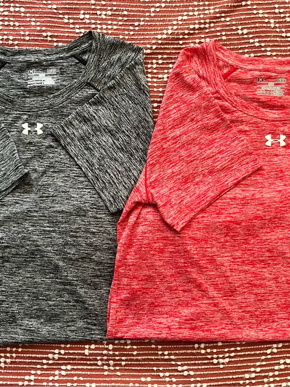 NWOT Under Armour Heathered HeatGear Tees